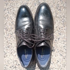 Cole Haan black leather men oxfords (EUC)